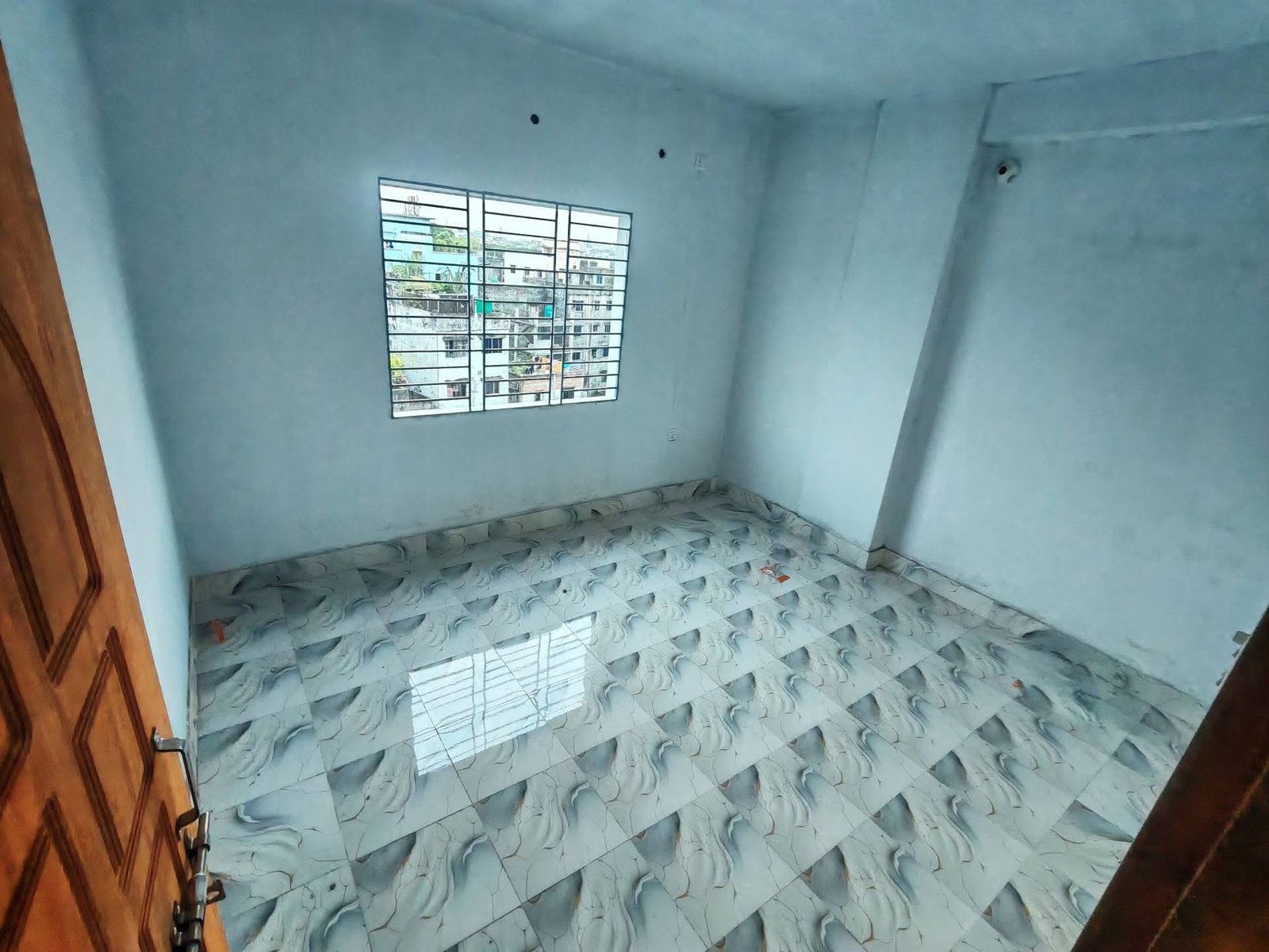 ৬টি সিট ভাড়া হবে আজিমপুরে