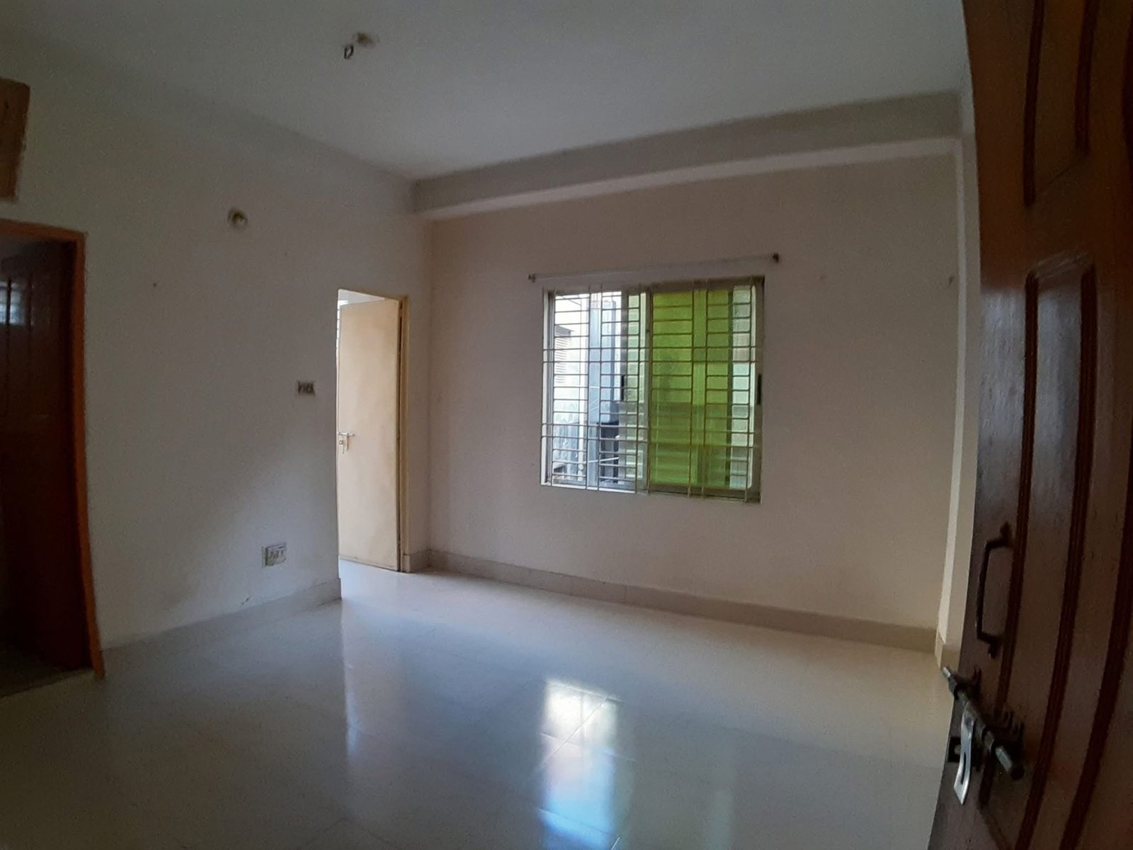 শনির আখড়াতে ছোট ফ্ল্যাট ভাড়া হবে 🏠