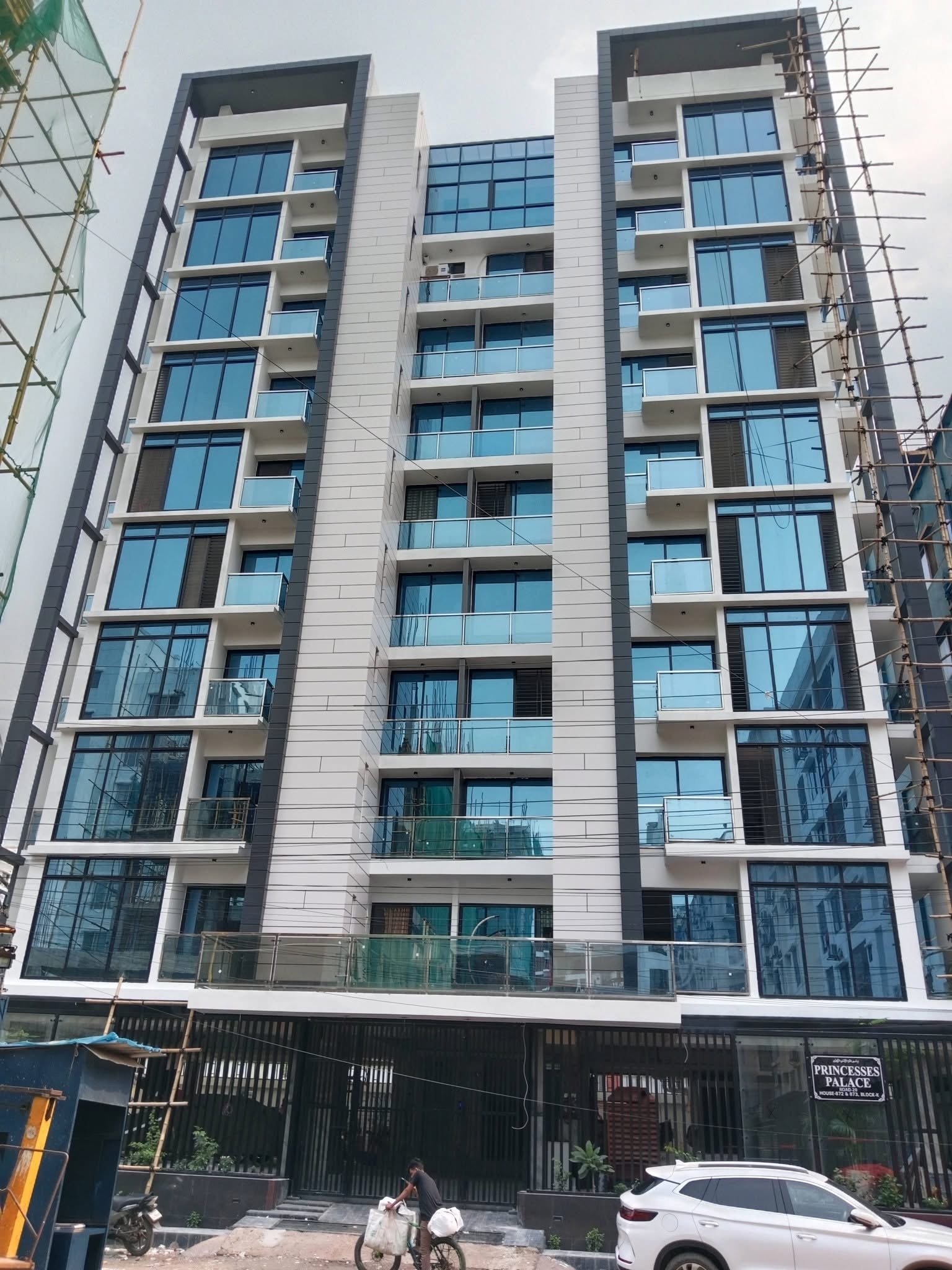 বসুন্ধরাতে নতুন ফ্যামিলি ফ্ল্যাট ভাড়া হবে 🏠