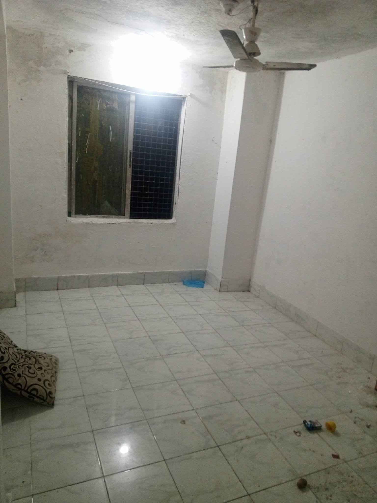 মিরপুর ১০ এ রুমমেট প্রয়োজন