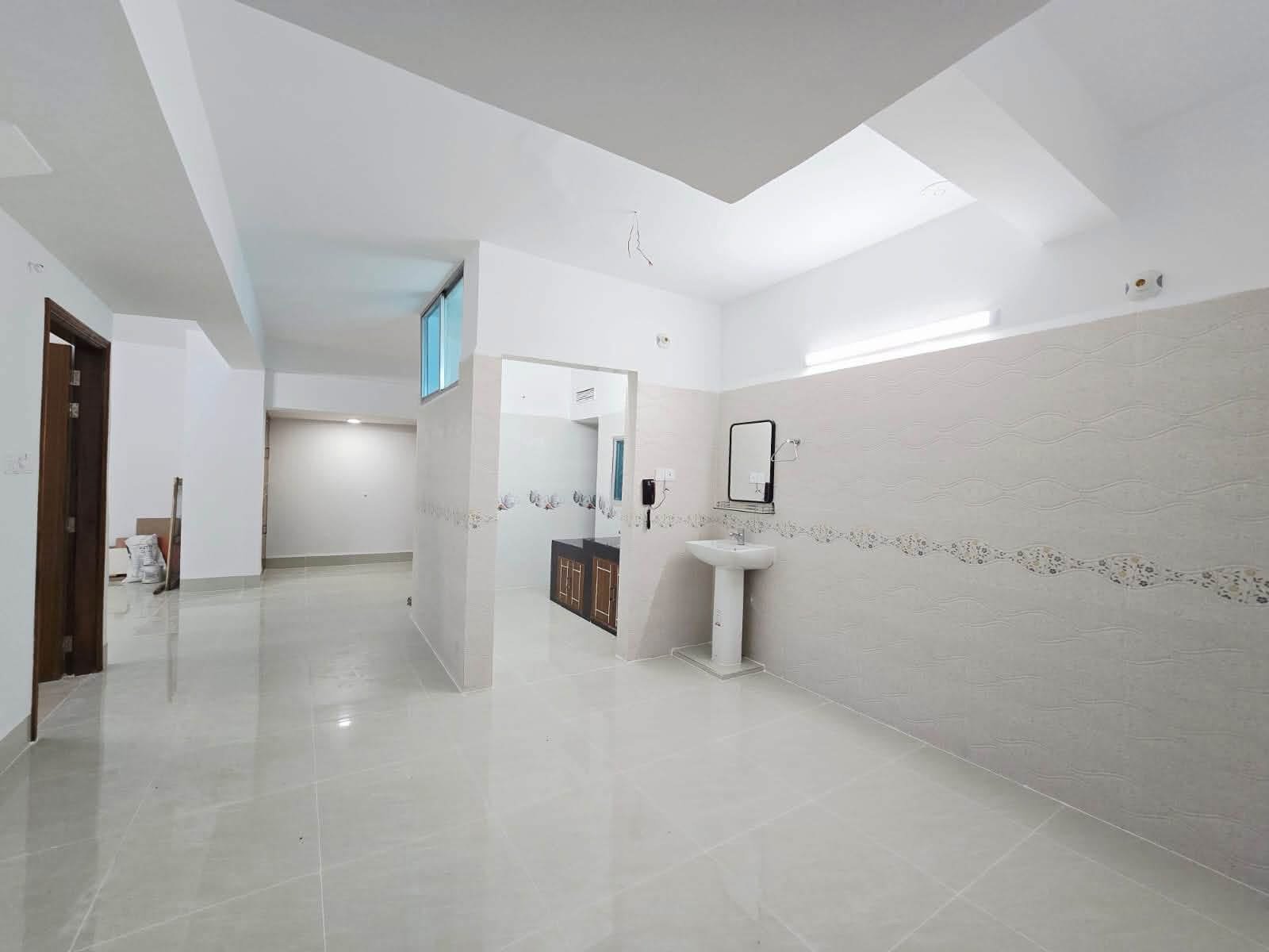 বনানীতে নতুন ফ্ল্যাট ভাড়া হবে 🏠